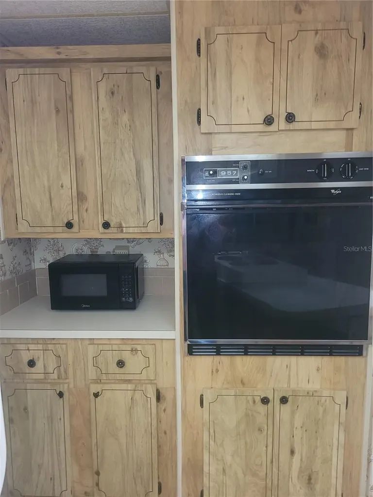 3027 Galaxy Lane Lakeland FL 33801