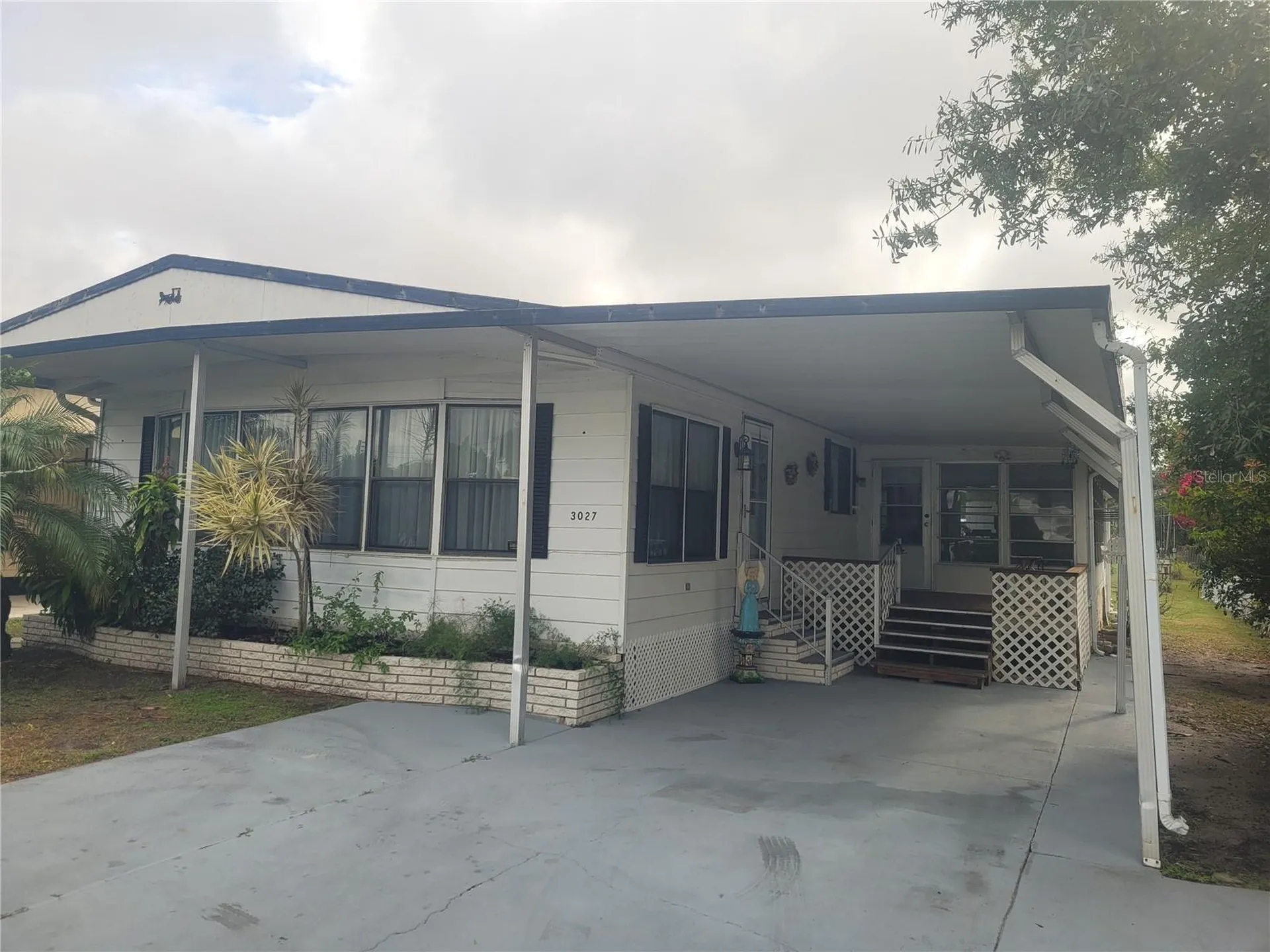 3027 Galaxy Lane Lakeland FL 33801