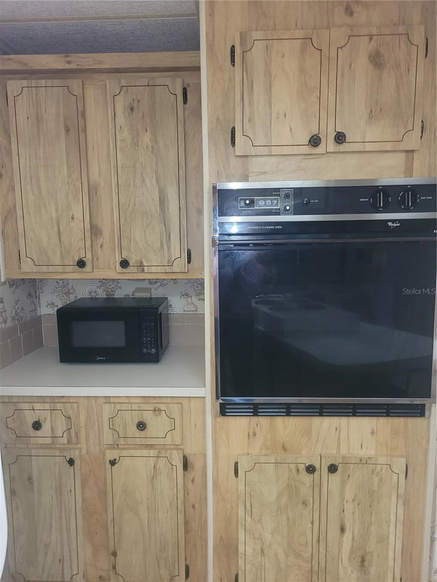 3027 Galaxy Lane Lakeland FL 33801