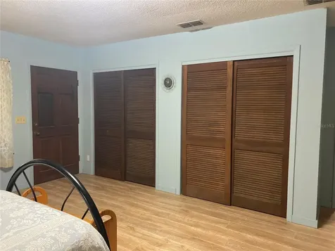 8093 Breezy Point Road E Melrose FL 32666