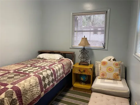 8093 Breezy Point Road E Melrose FL 32666