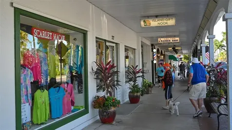1100 Tarpon Center Drive Venice FL 34285