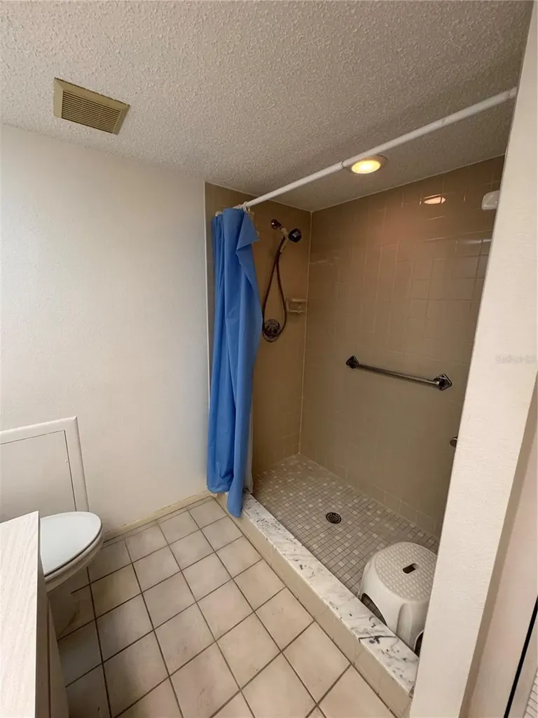 1044 Bowsprit Lane Holiday FL 34691