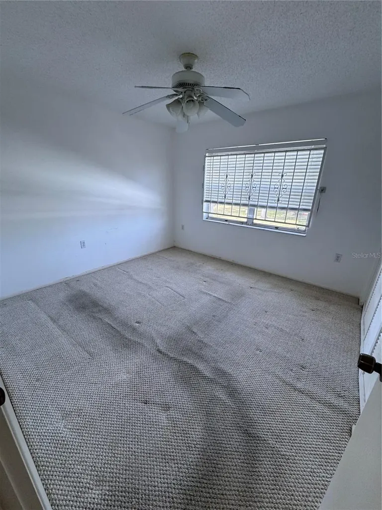 1044 Bowsprit Lane Holiday FL 34691