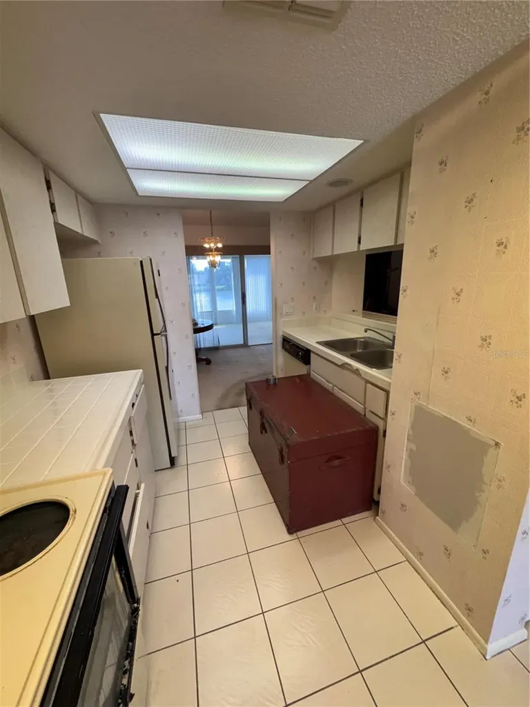 1044 Bowsprit Lane Holiday FL 34691