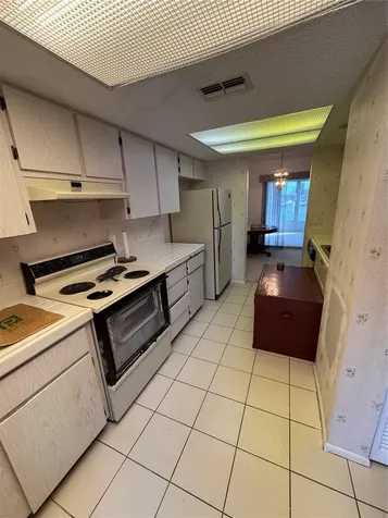 1044 Bowsprit Lane Holiday FL 34691