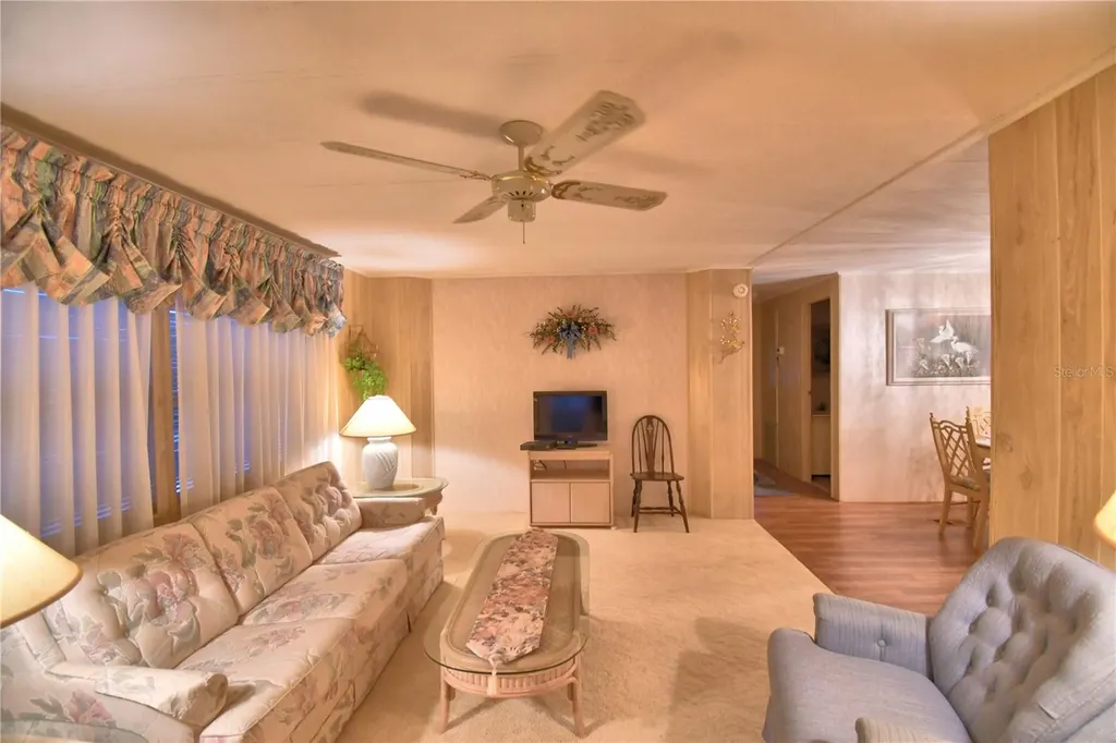 4251 Cedarwood Street Winter Haven FL 33880