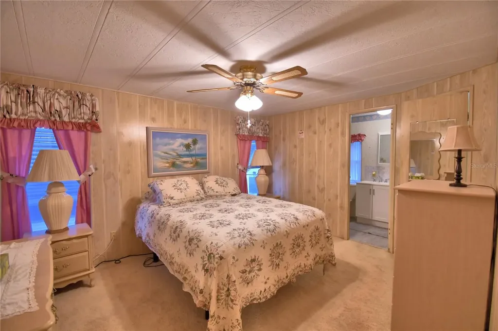 4251 Cedarwood Street Winter Haven FL 33880