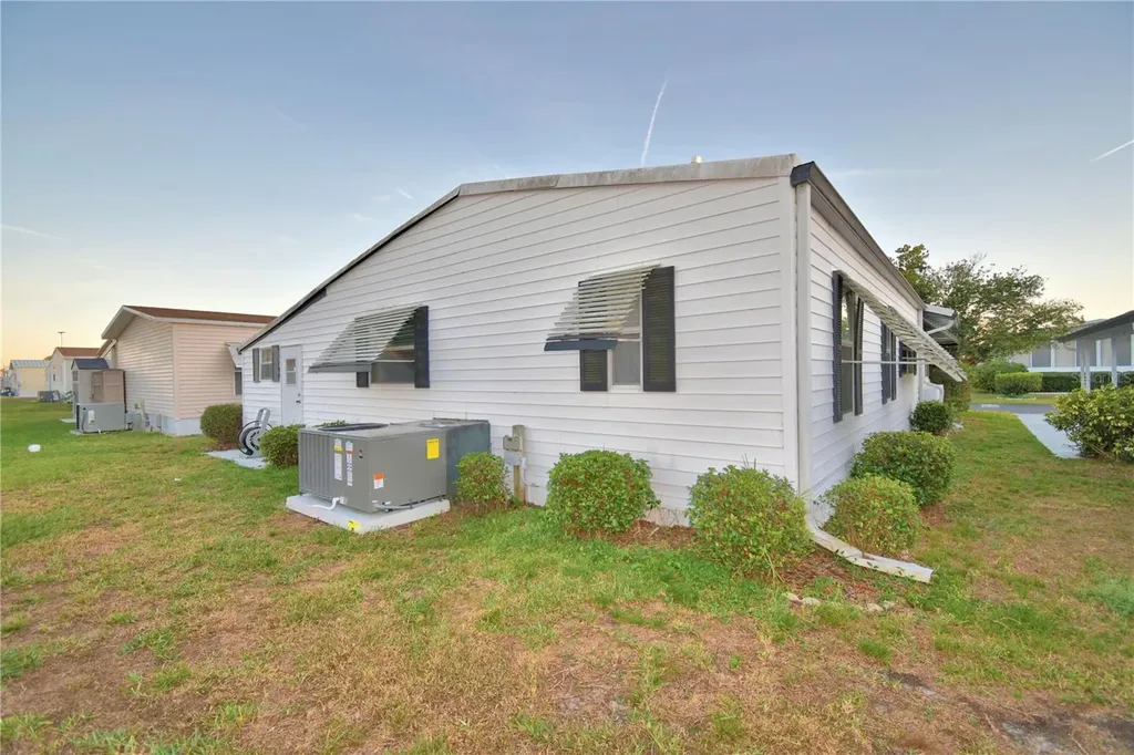 4251 Cedarwood Street Winter Haven FL 33880