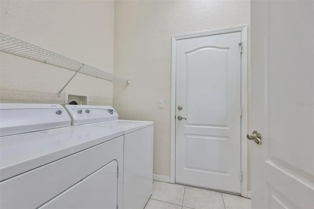 840 King Leon Way Sun City Center FL 33573