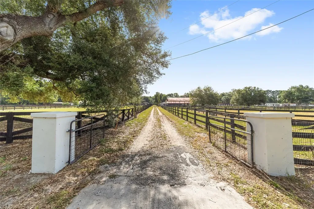 10575 SW 27th Avenue Ocala FL 34476