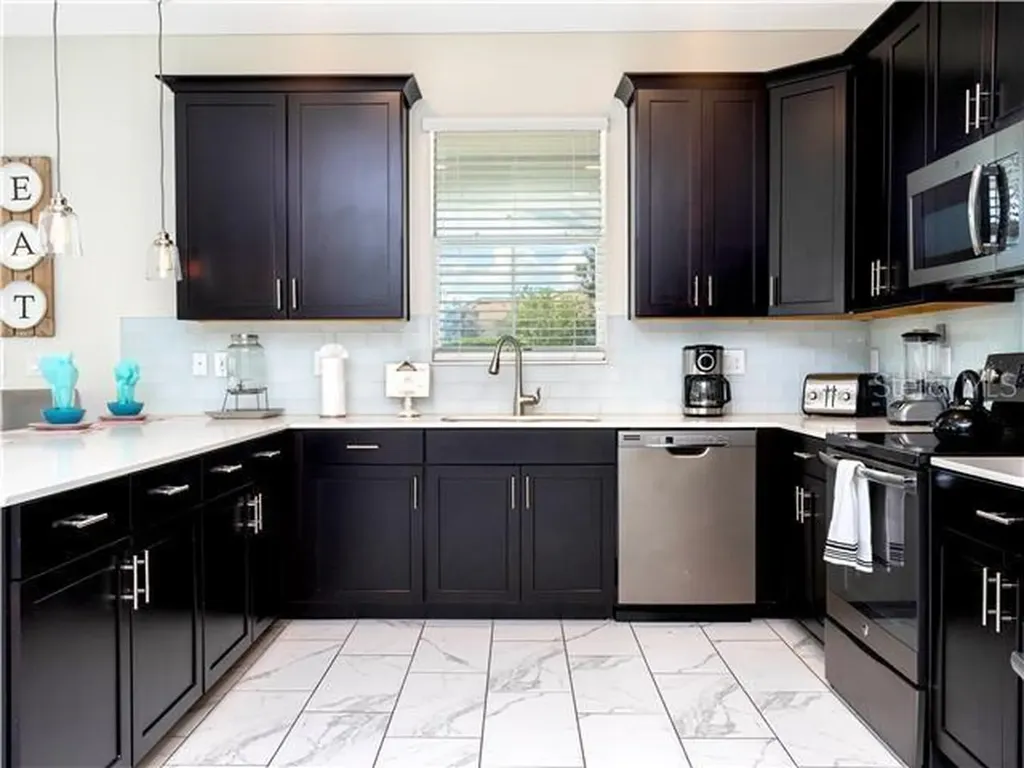 1568 Maidstone Court Davenport FL 33896