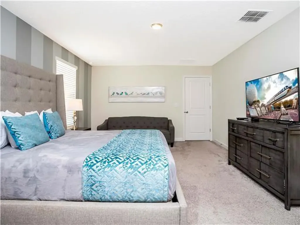 1568 Maidstone Court Davenport FL 33896