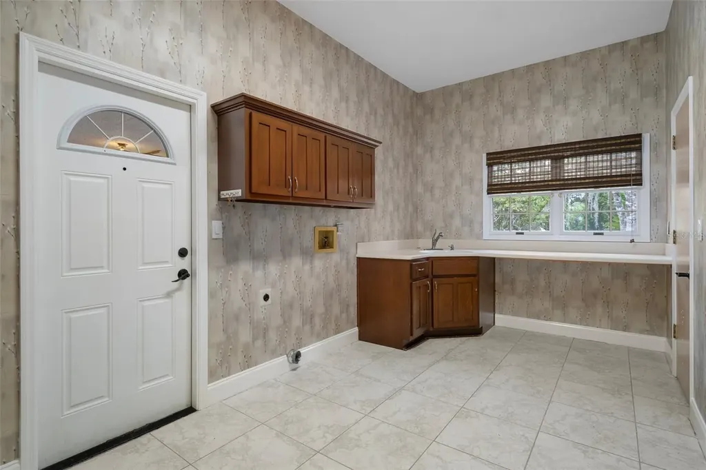 7268 & 0 Crystal Spring Run Weeki Wachee FL 34607