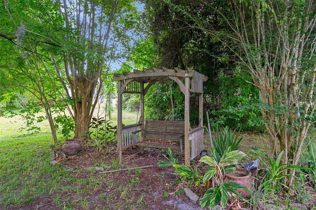 7268 & 0 Crystal Spring Run Weeki Wachee FL 34607