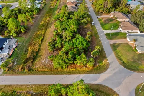 Dinsmore Street North Port FL 34288