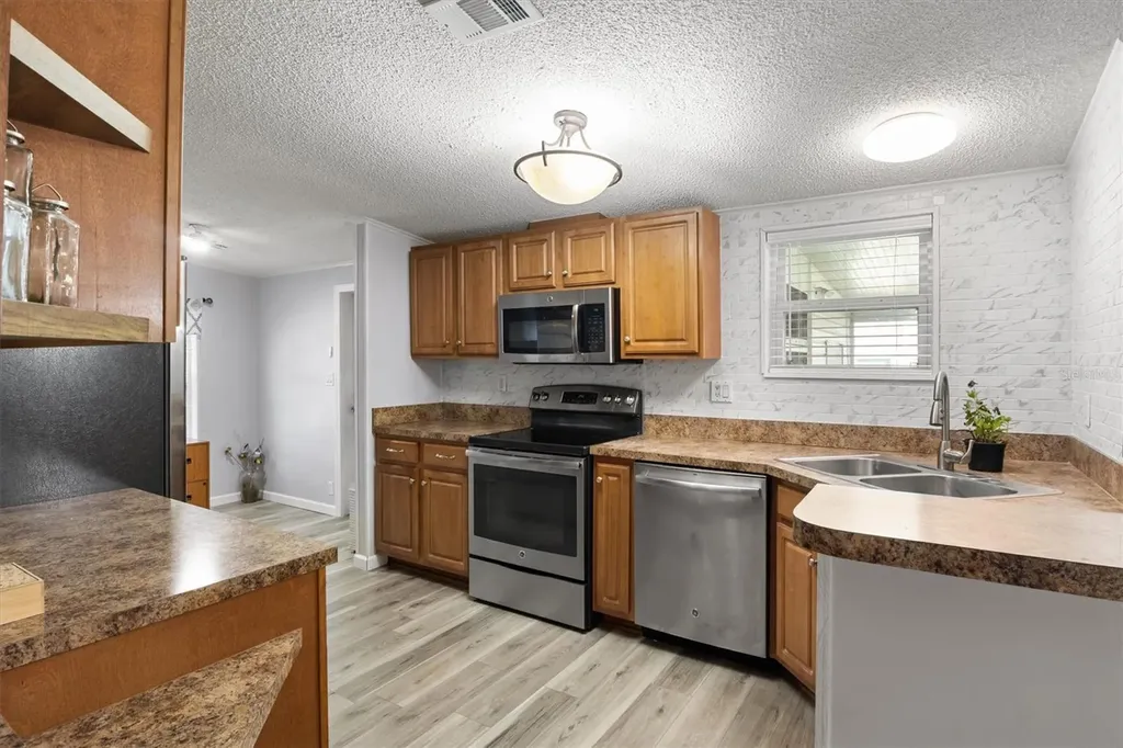 6302 Treasure Valley Loop Lake Wales FL 33898