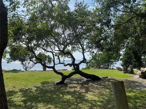 512 Tennessee Avenue Crystal Beach FL 34681