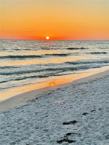 512 Tennessee Avenue Crystal Beach FL 34681