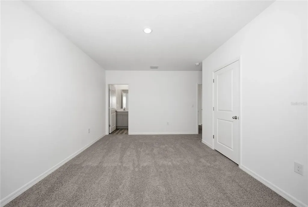 32497 Midsummer Night Lane Wesley Chapel FL 33543