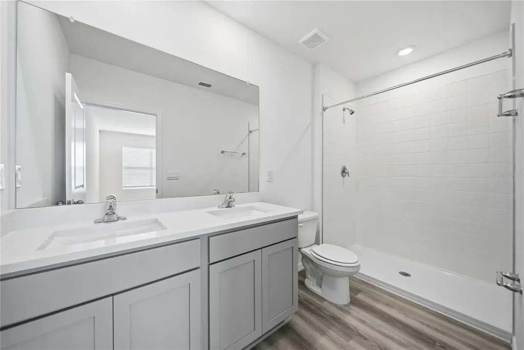 32497 Midsummer Night Lane Wesley Chapel FL 33543