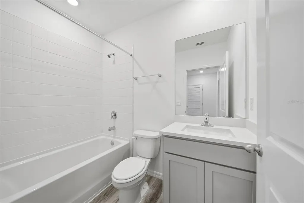 32497 Midsummer Night Lane Wesley Chapel FL 33543