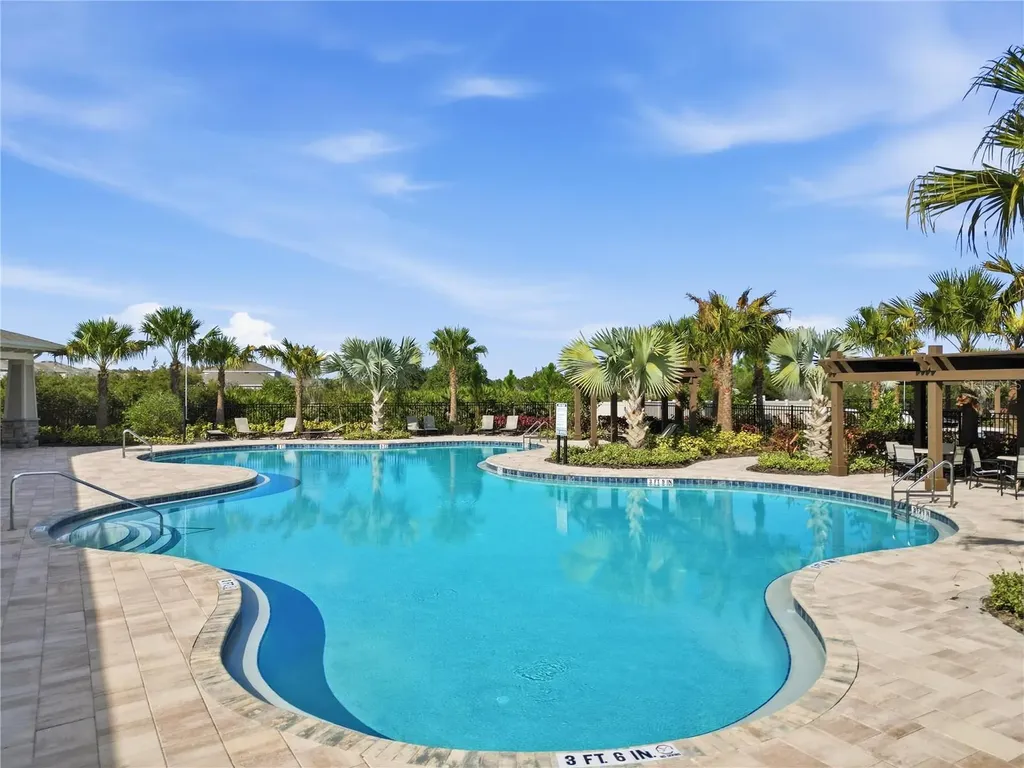 32497 Midsummer Night Lane Wesley Chapel FL 33543