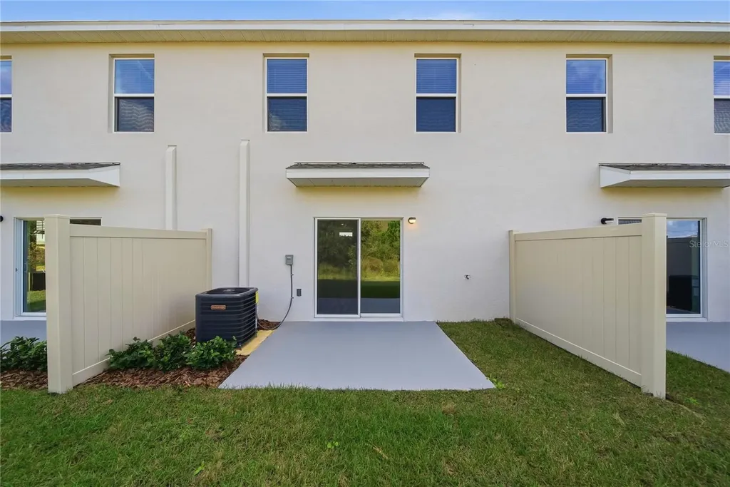 32497 Midsummer Night Lane Wesley Chapel FL 33543