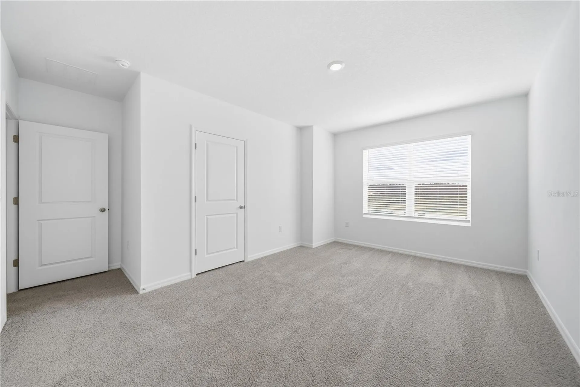 32497 Midsummer Night Lane Wesley Chapel FL 33543