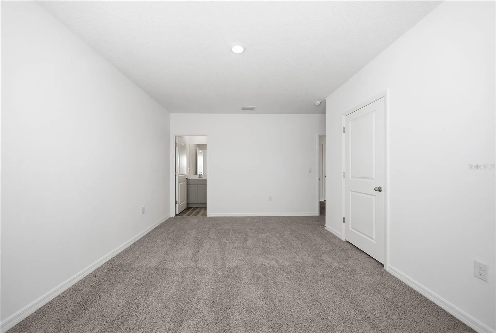 32497 Midsummer Night Lane Wesley Chapel FL 33543