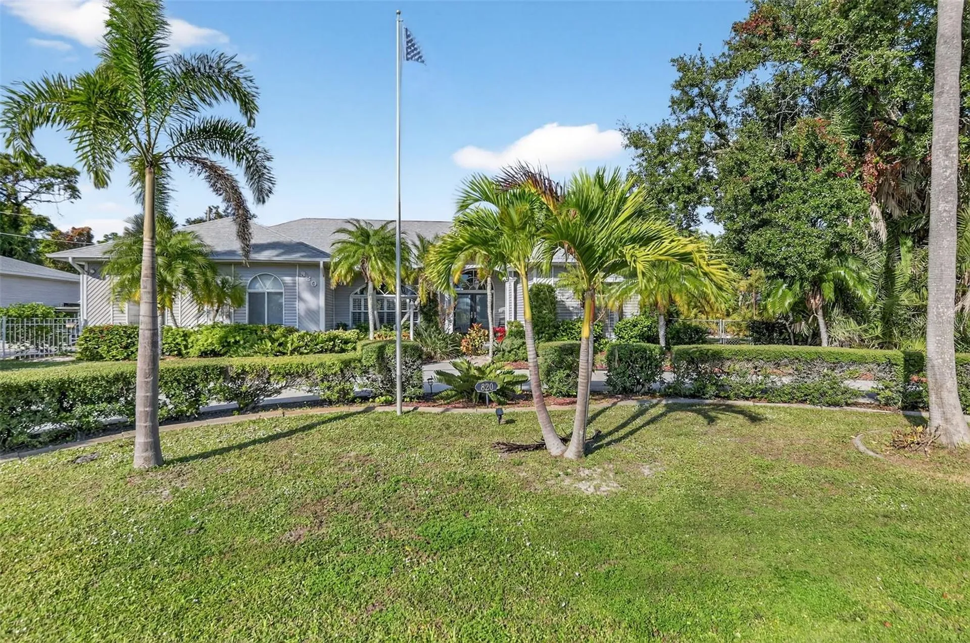 820 Bayshore Drive Englewood FL 34223