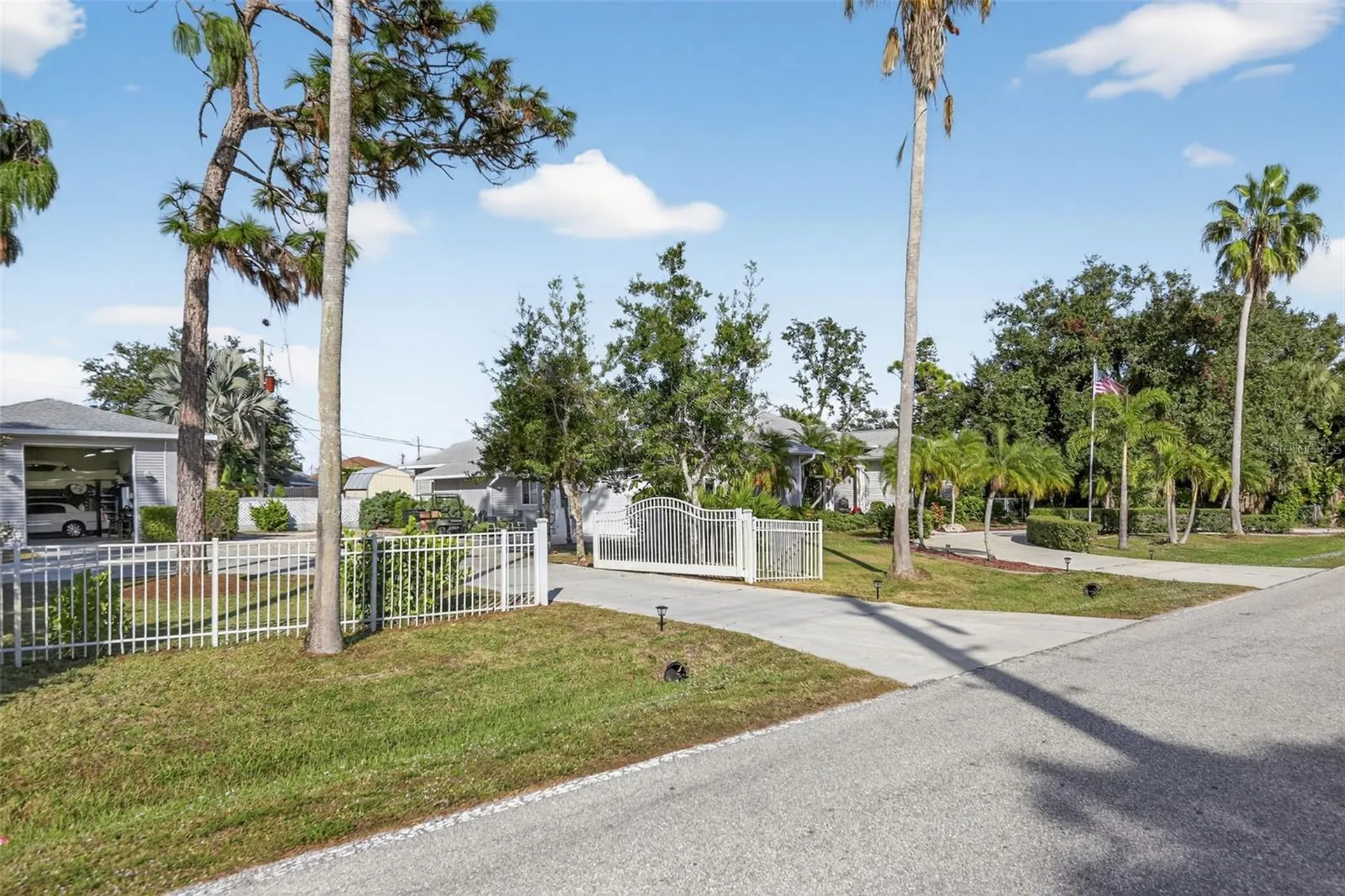 820 Bayshore Drive Englewood FL 34223
