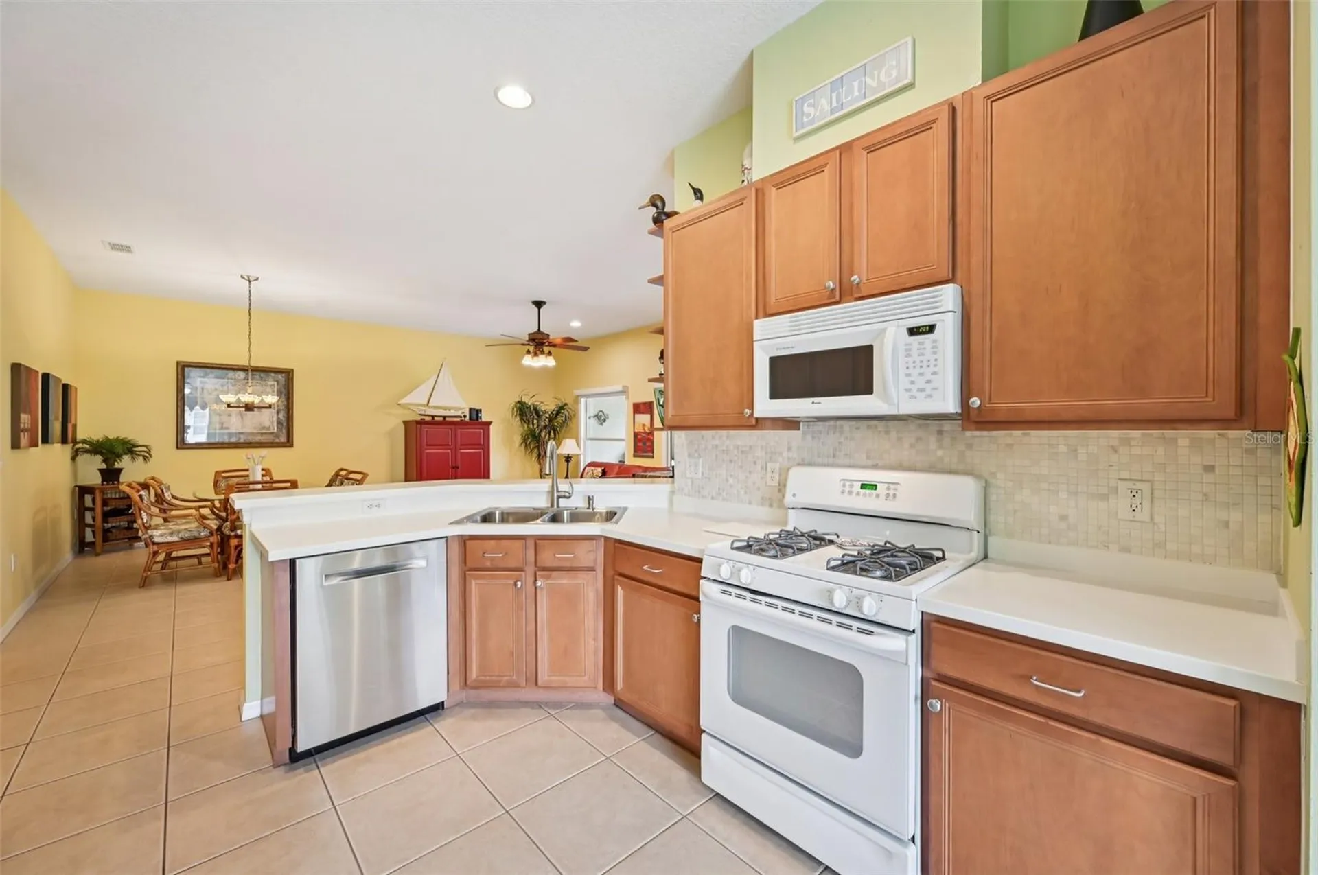 2103 Grantham Greens Drive Sun City Center FL 33573