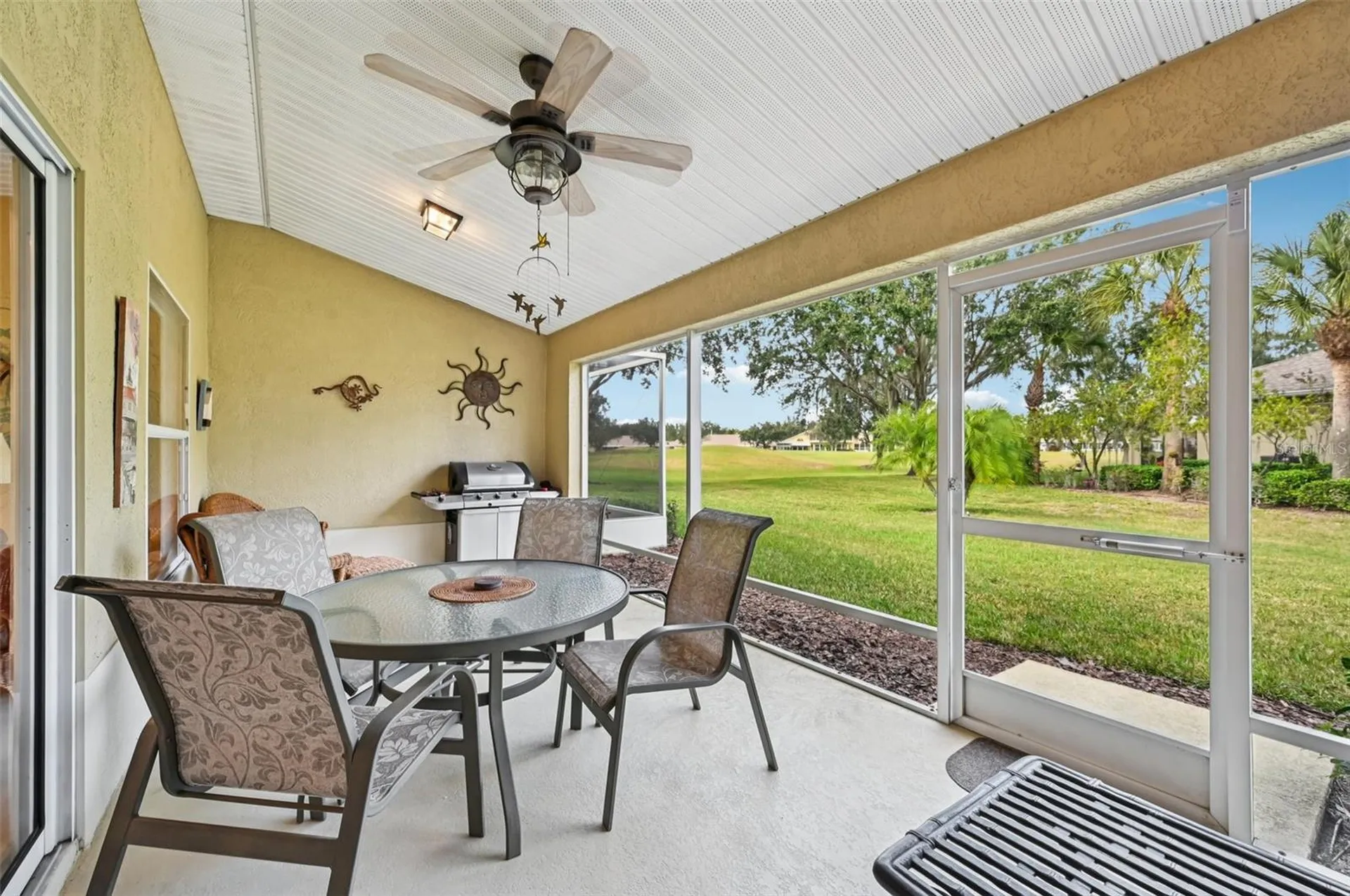 2103 Grantham Greens Drive Sun City Center FL 33573