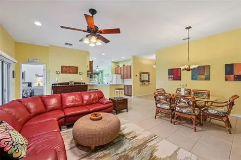2103 Grantham Greens Drive Sun City Center FL 33573