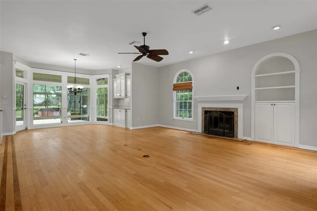 7268 Crystal Spring Run Weeki Wachee FL 34607