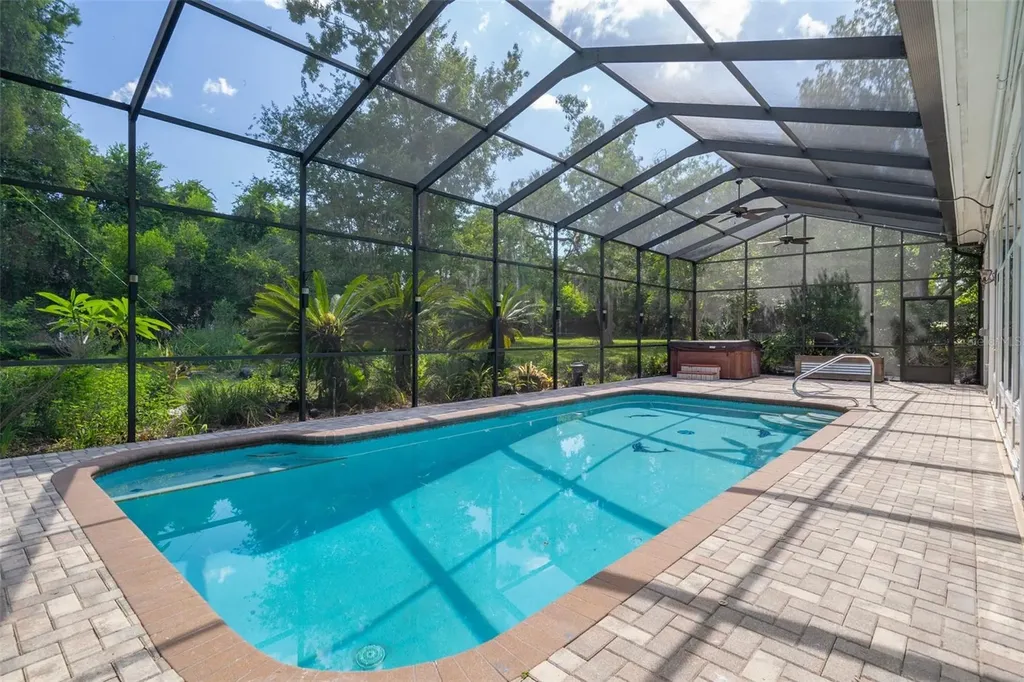 7268 Crystal Spring Run Weeki Wachee FL 34607