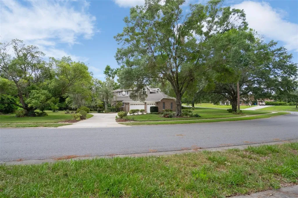 7268 Crystal Spring Run Weeki Wachee FL 34607
