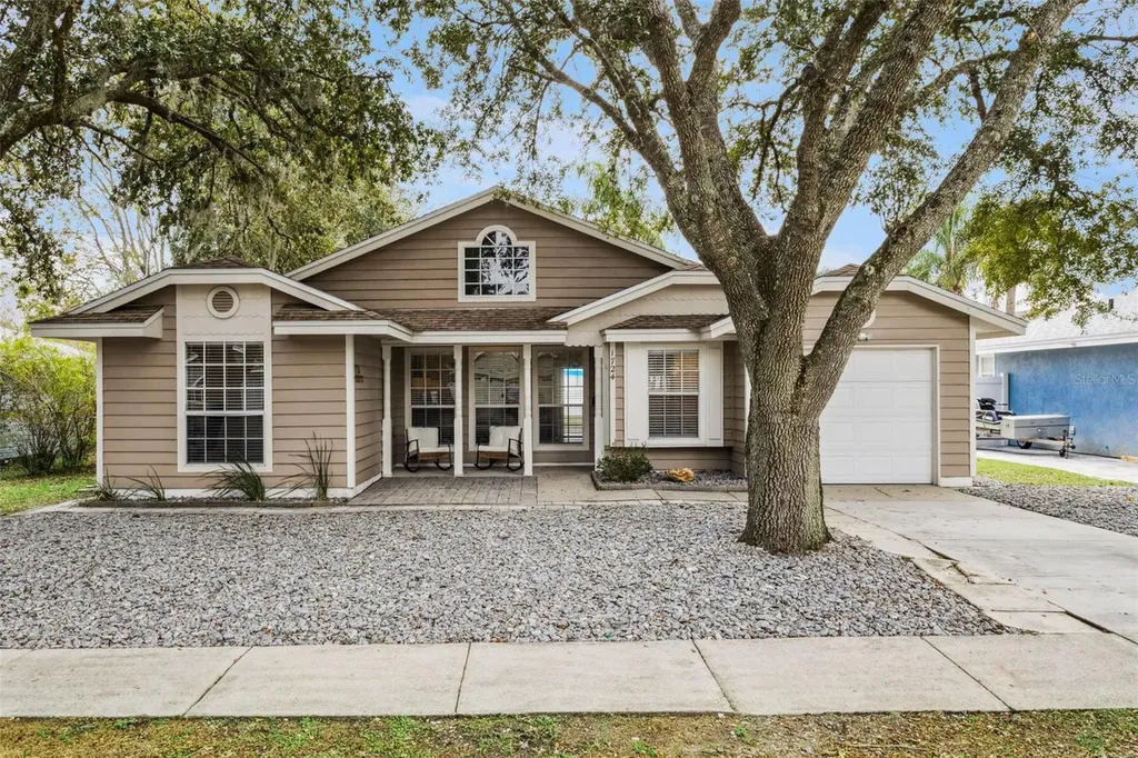 1724 Dorset Drive Mount Dora FL 32757
