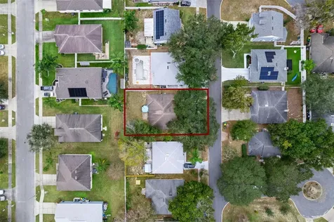 1724 Dorset Drive Mount Dora FL 32757