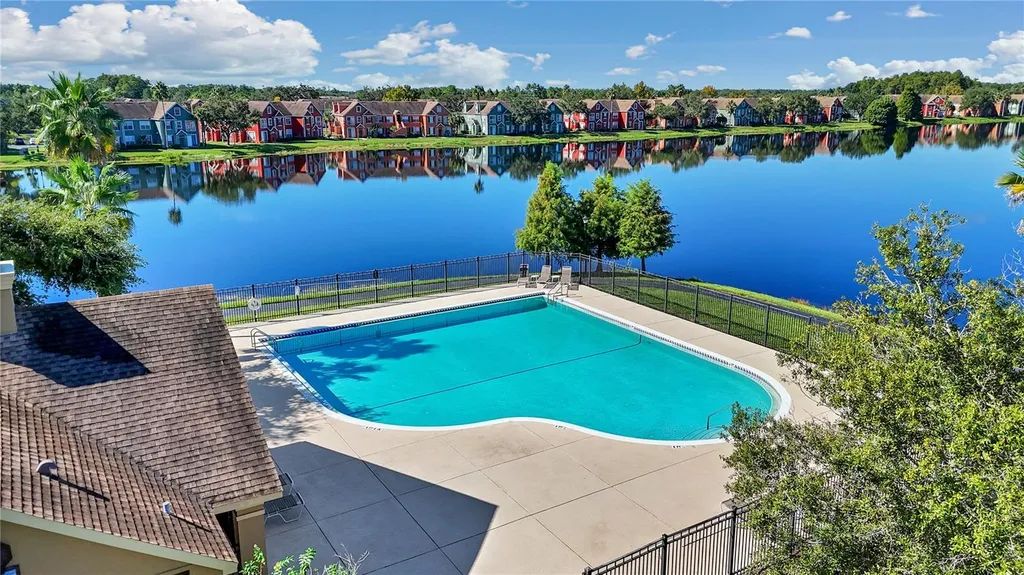 9834 Lake Chase Island Way Tampa FL 33626