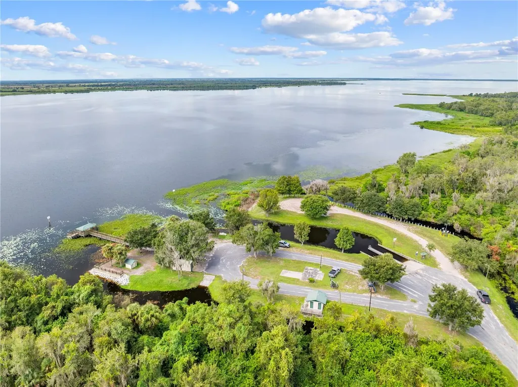 435 Lantern Drive Kenansville FL 34739