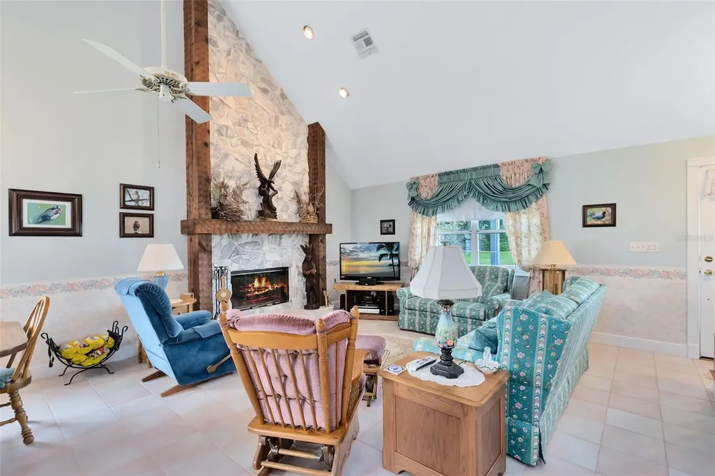 435 Lantern Drive Kenansville FL 34739
