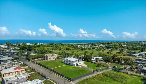 1 Pinar Del Mar Street Camuy PR 00627