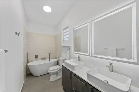 1 Pinar Del Mar Street Camuy PR 00627