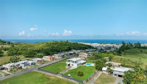 1 Pinar Del Mar Street Camuy PR 00627