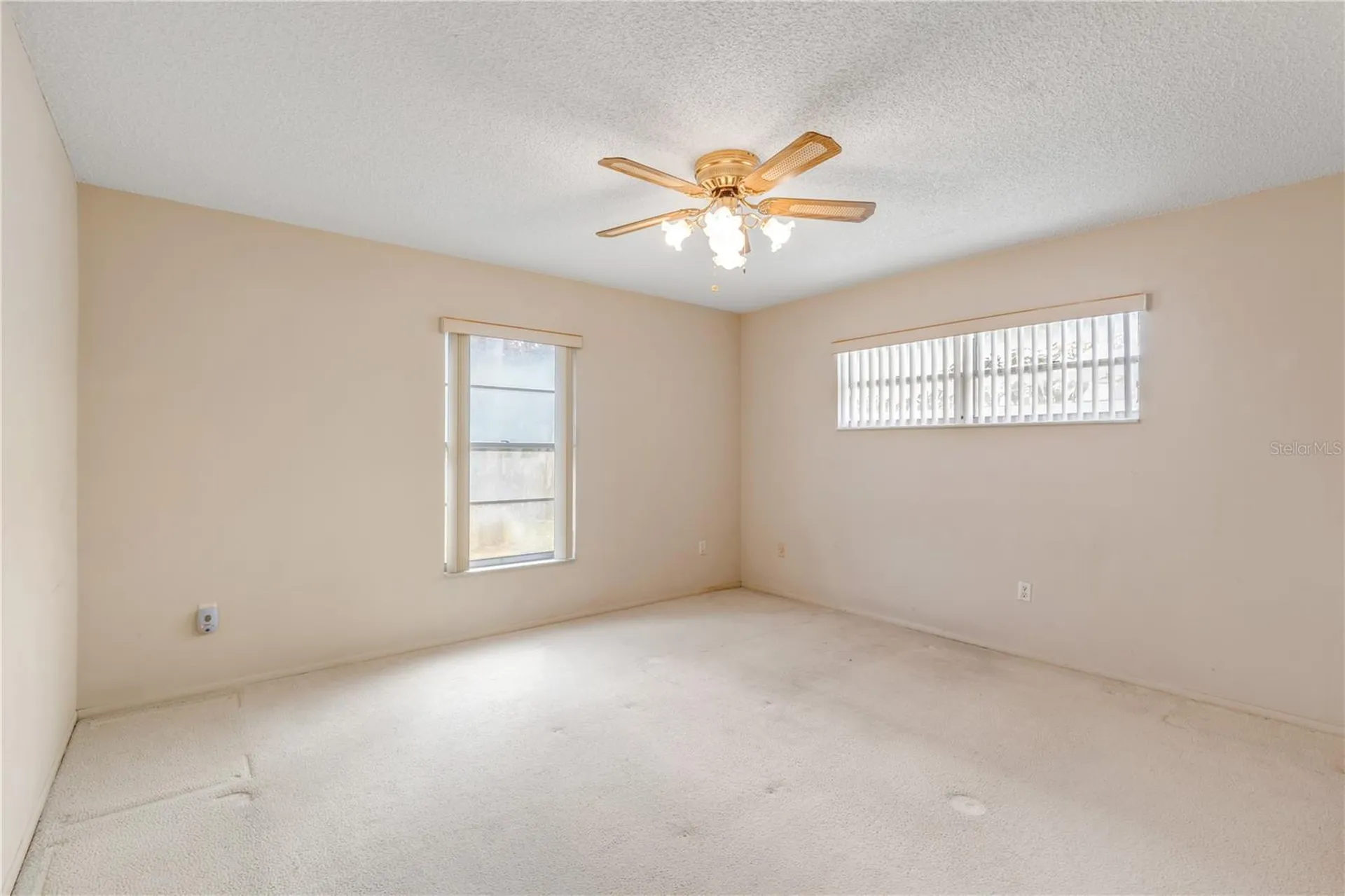 805 S Cooper Street New Smyrna Beach FL 32169