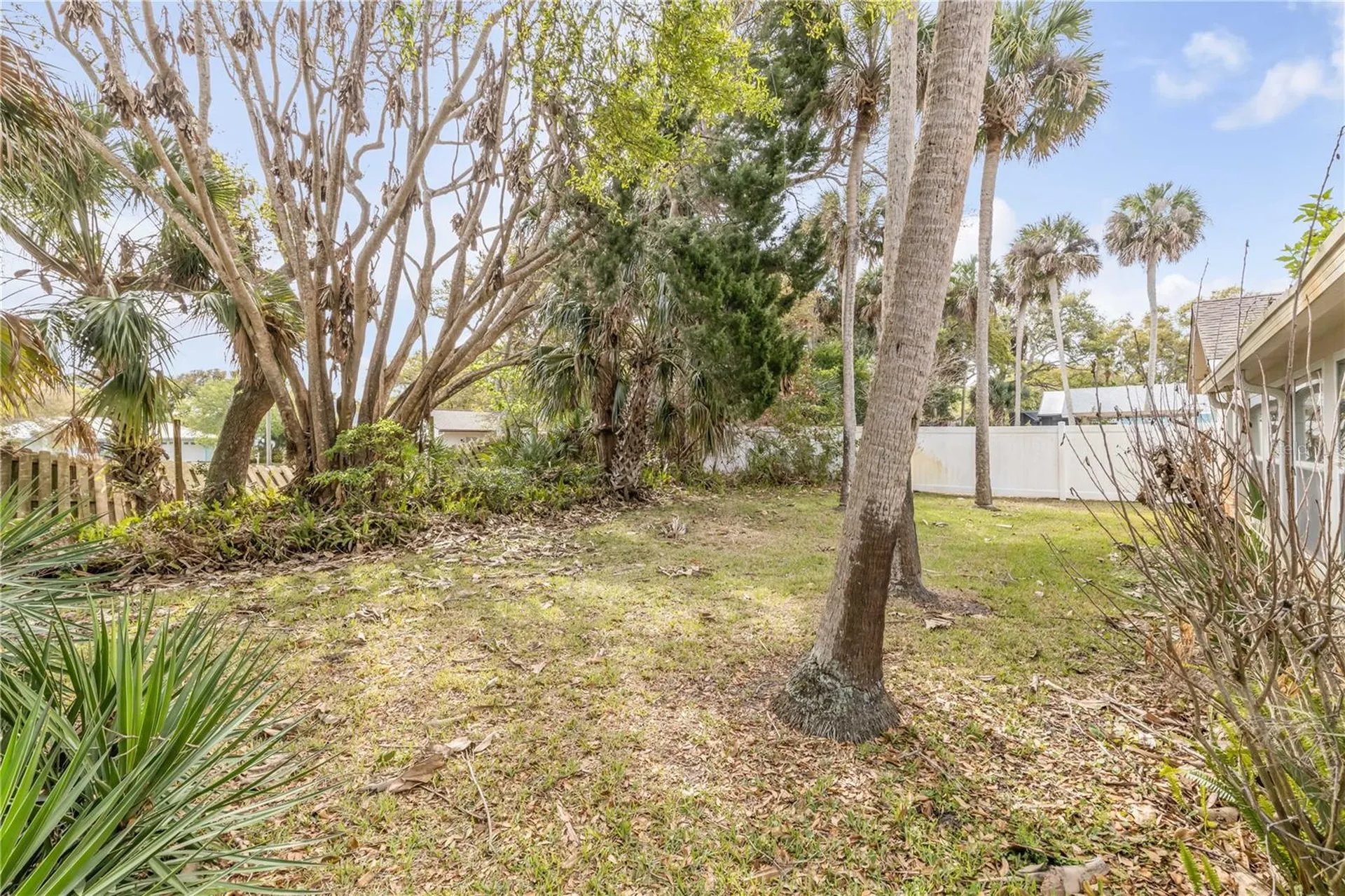 805 S Cooper Street New Smyrna Beach FL 32169