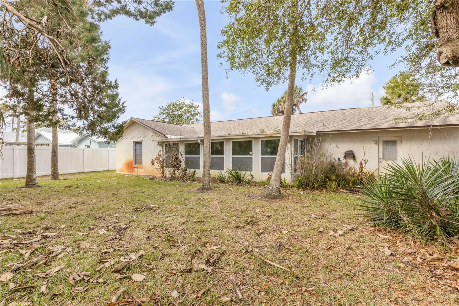 805 S Cooper Street New Smyrna Beach FL 32169