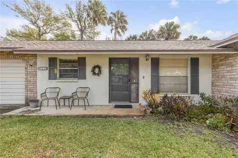 805 S Cooper Street New Smyrna Beach FL 32169